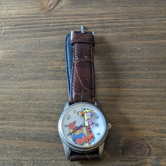 Vintage Disney Timex Winnie the Pooh Tigger Watch - Picture 3 of 7